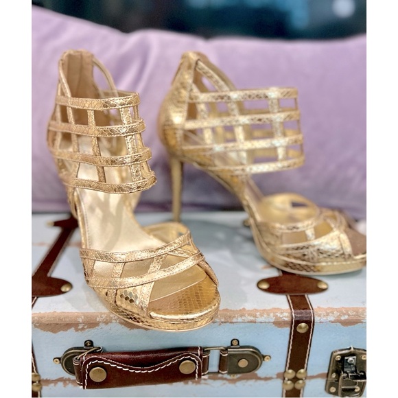 Rare Embossed Gold Michael Kors Caged Heels - Picture 4 of 4